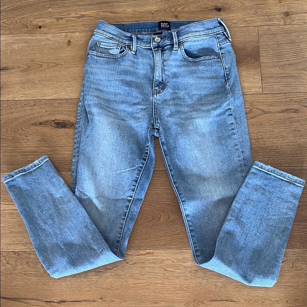 BDG Urban Outfitters EUC Twig High Rise Jenas size 28